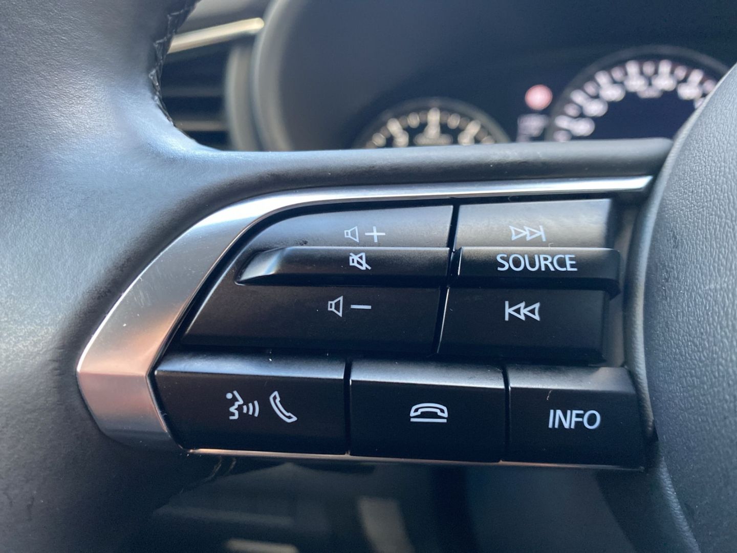 Mazda CX-30 Sky.-X Aut. Exclusive-Line Navi LED Apple