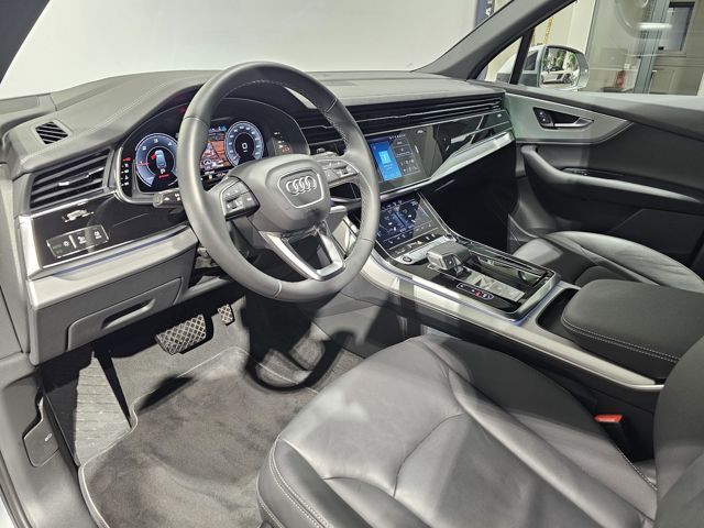 Audi Q7 50 TDI S Line Black 7Sitz Pano Matrix Facelif