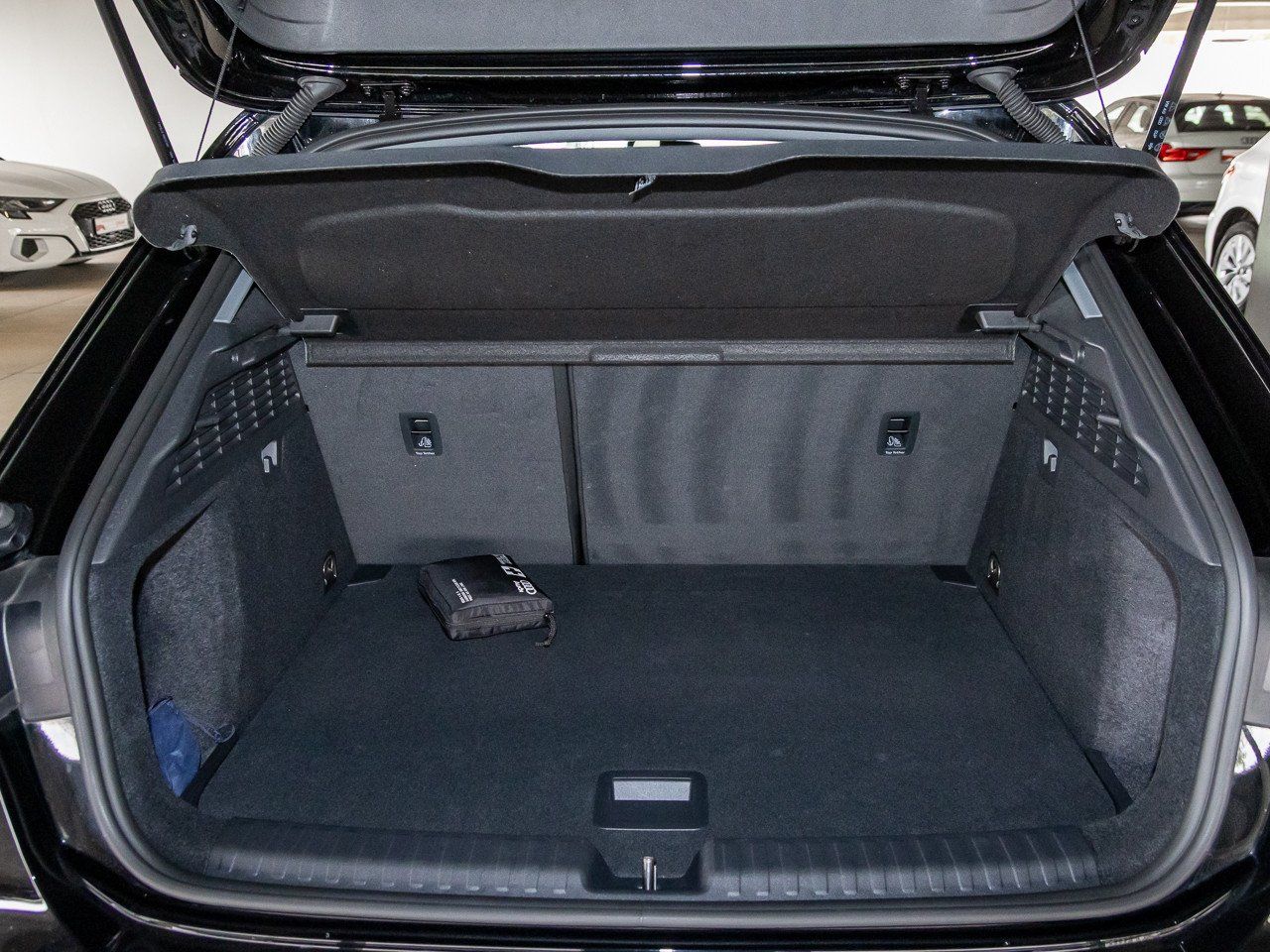 Audi A3 Sportback 35 TDI LED Navi virtCo FOD-ACC PDC