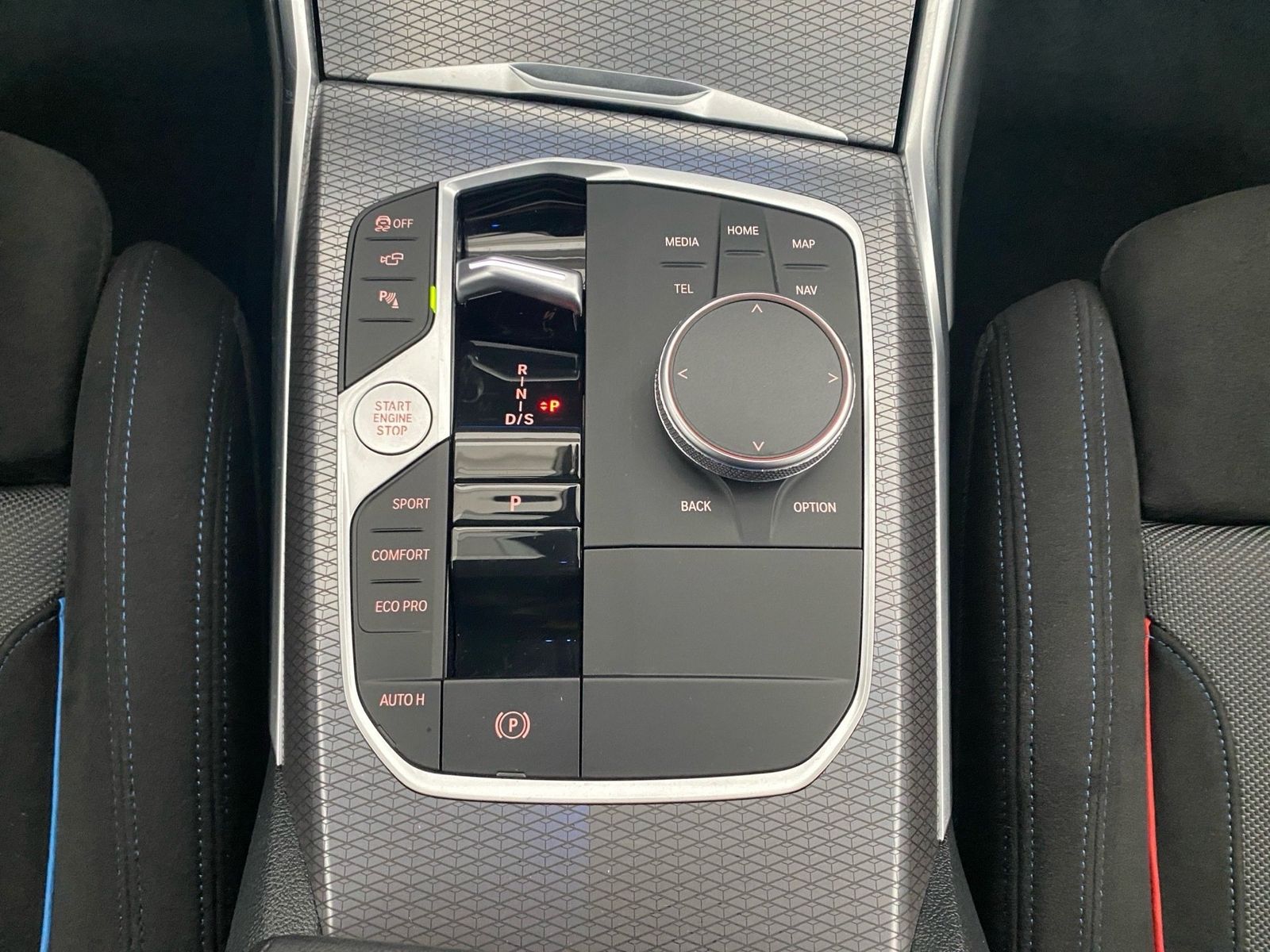 BMW 320d xDrive Touring M Sport HUD LC Prof. ACC HiF