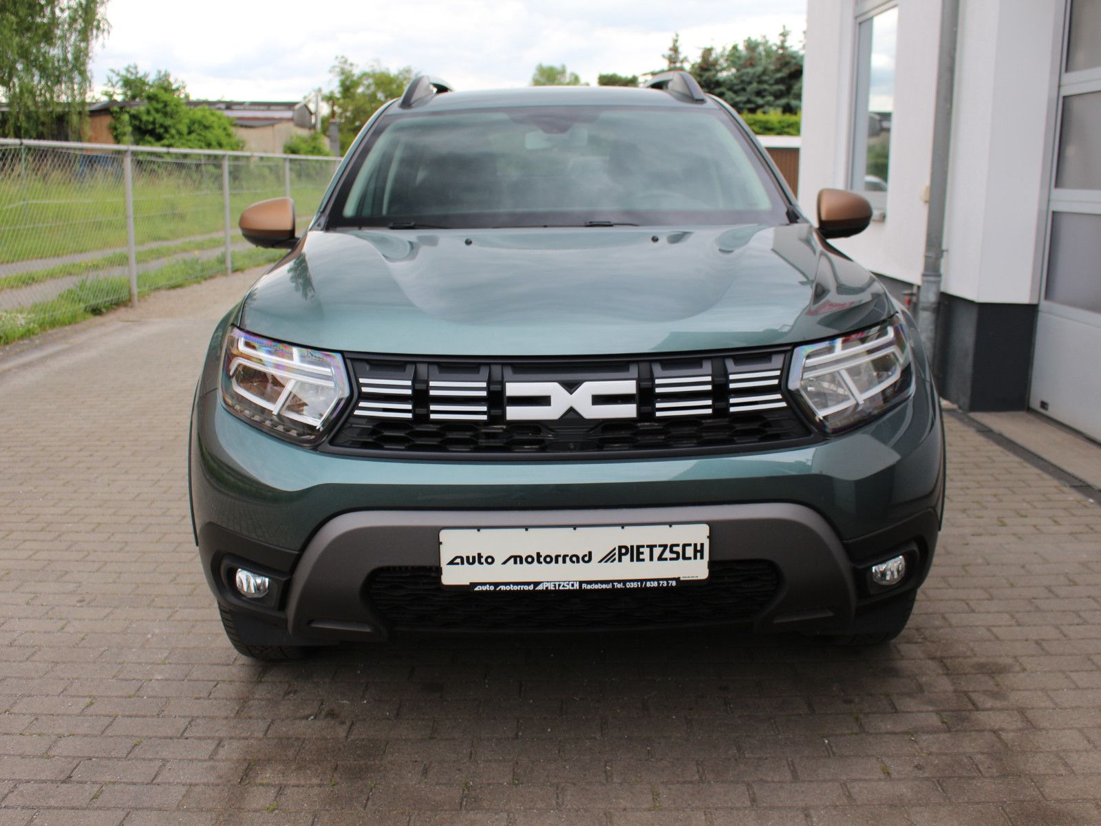 Dacia Duster Extreme 1.3 TCe 150 AT - Samsaru's Car Outlet