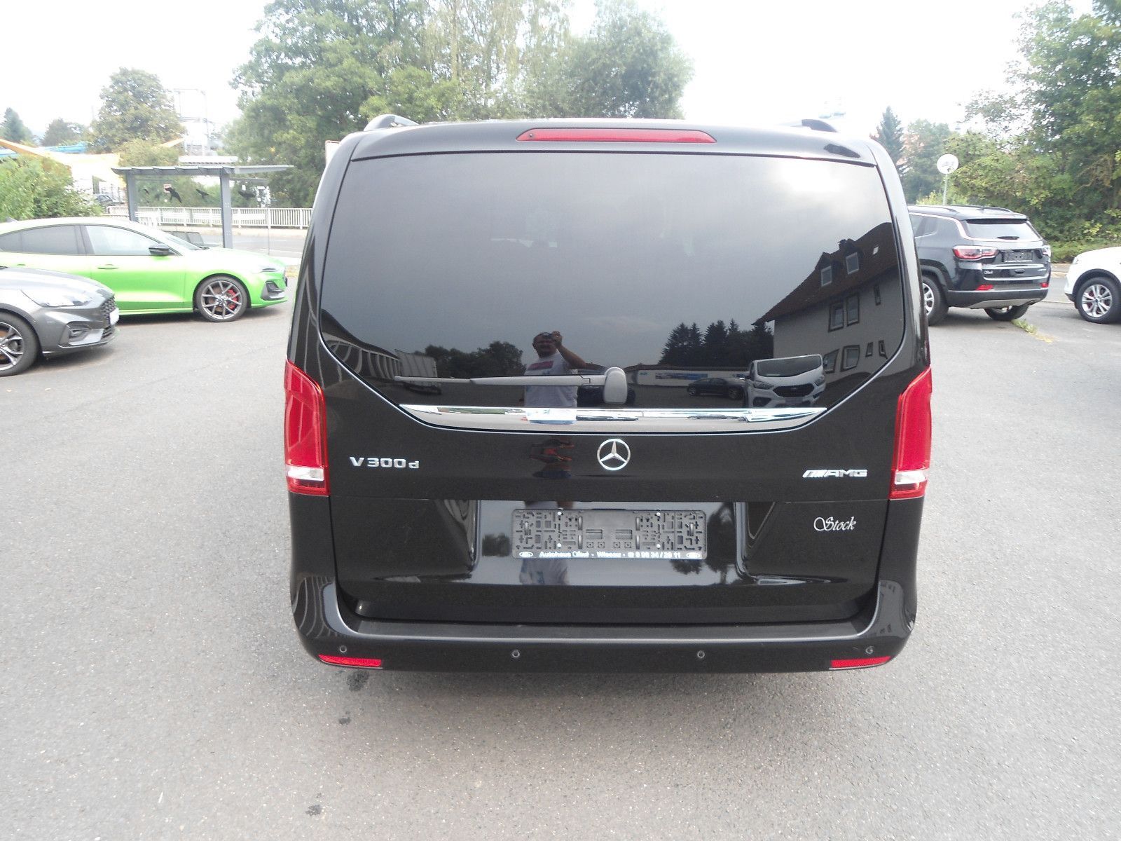 Mercedes-Benz V 300 d LANG Edition AMG - Samsaru's Car Outlet