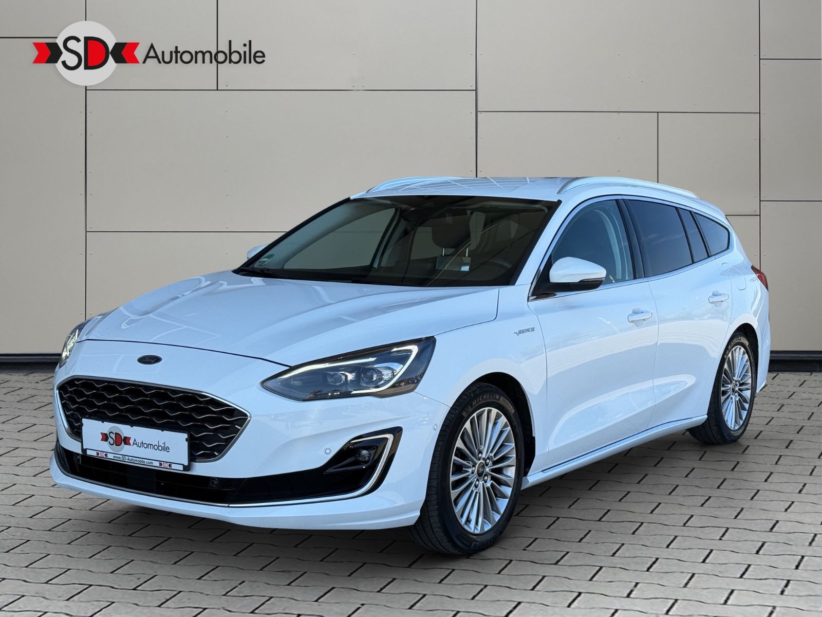 Ford Focus 2.0 Vignale - Samsaru's Car Outlet
