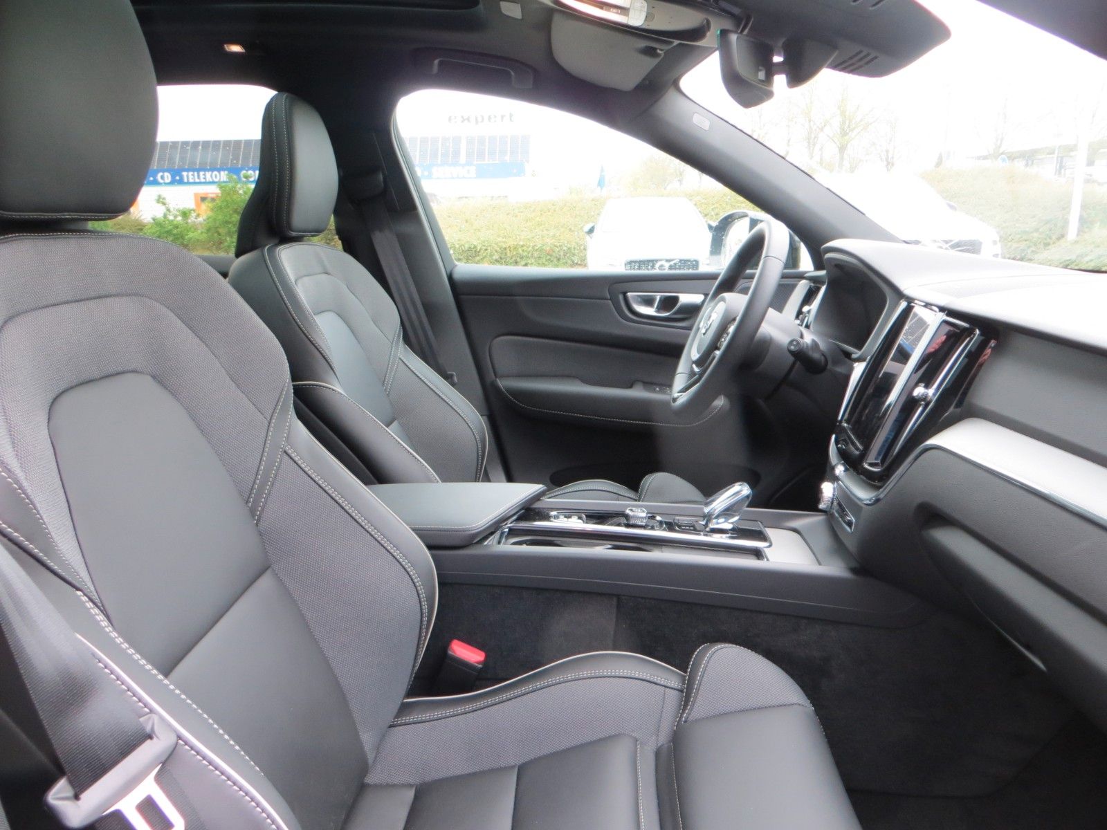 Volvo XC60 T6 PHEV AWD Plus Black Edition 360° KAM AHK