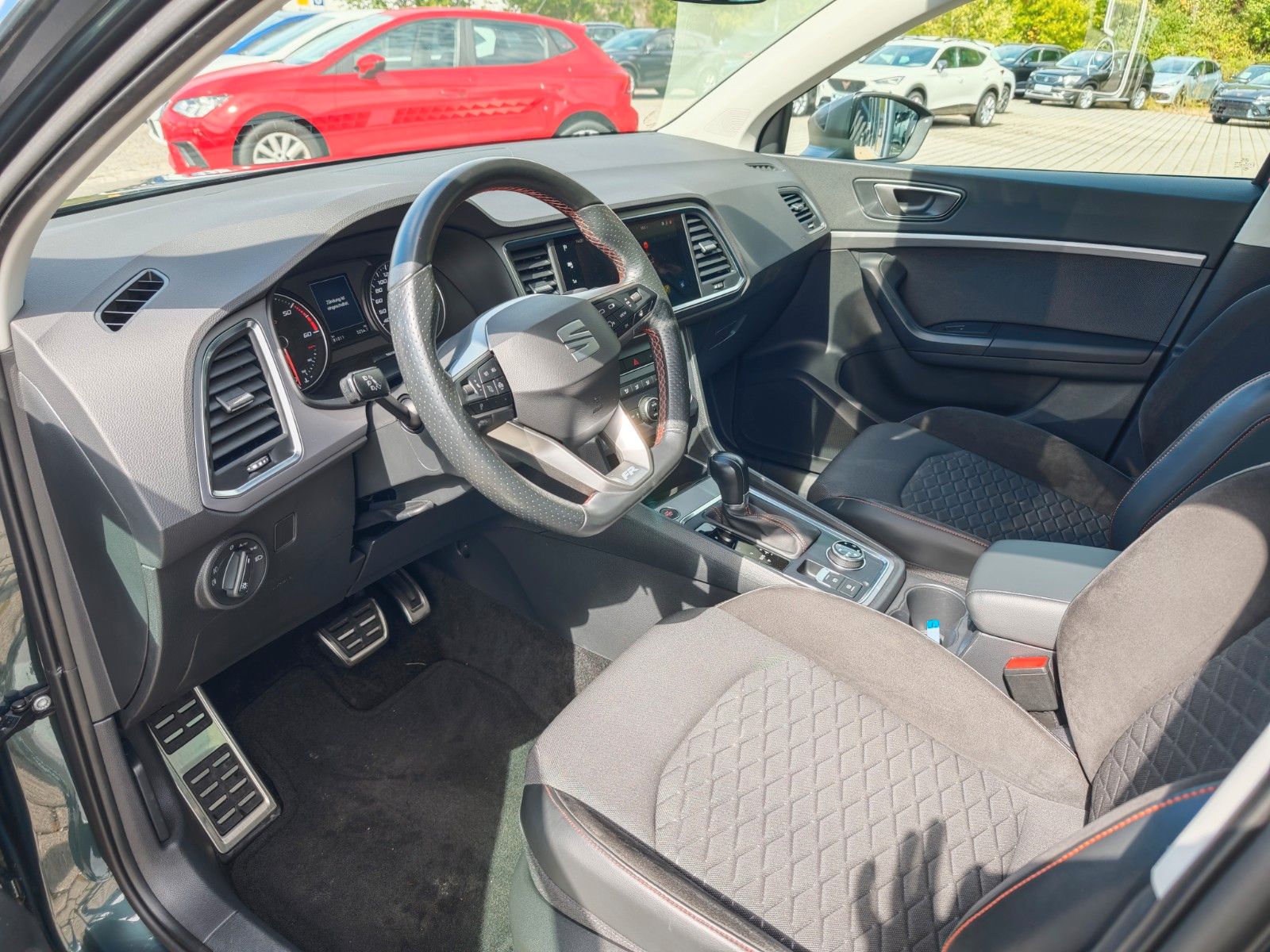 Seat Ateca FR 4Drive DSG 150PS NAVI+SHZ+AHK+APP+