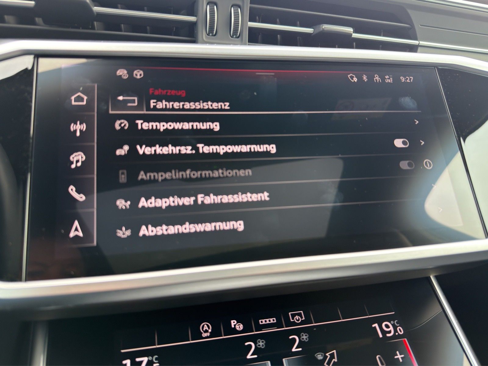 Audi A6 Avant 40 TDI quattro S line LEDER/PANO/ACC/RF