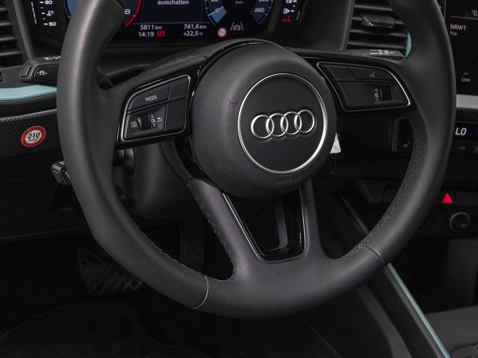 Audi A1 Sportback 25 TFSI ADVANCED - Samsaru's Car Outlet