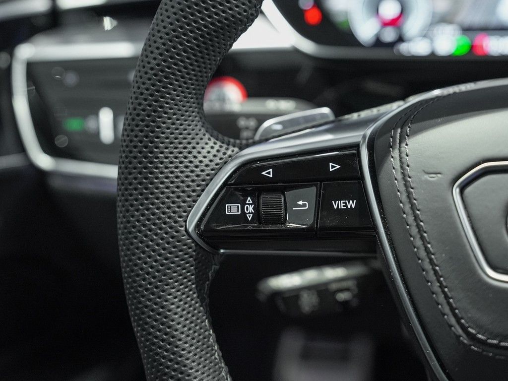 Audi A8 60 TFSIe quattro S line - Samsaru's Car Outlet