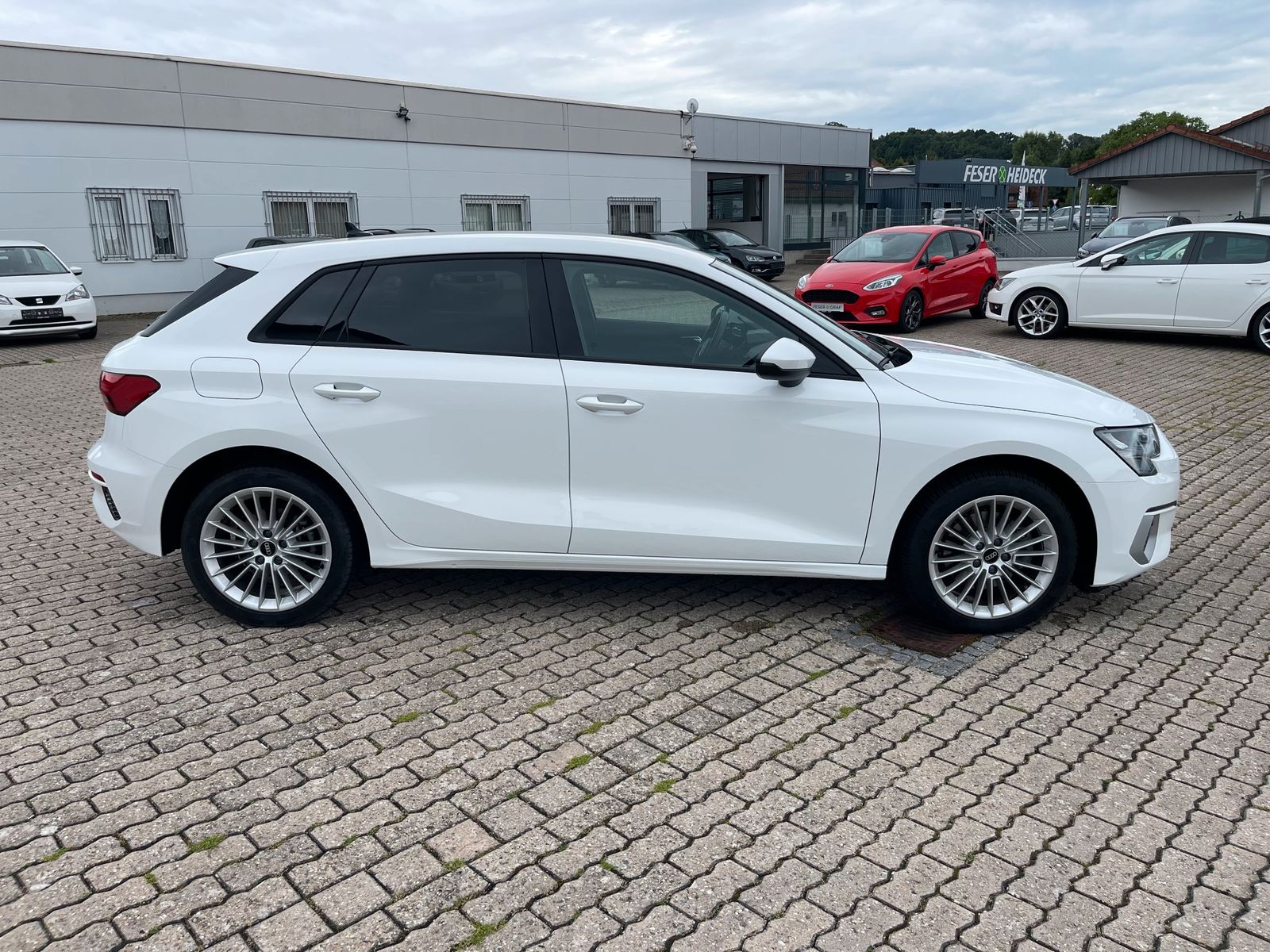 Audi A3 Spb. 40 TFSIe advanced NAV VIRTUAL DAB