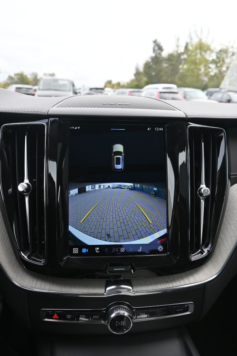 Volvo XC60 T6 Inscription PHEV AWD*AHK*RFK*H&K*STHZG*