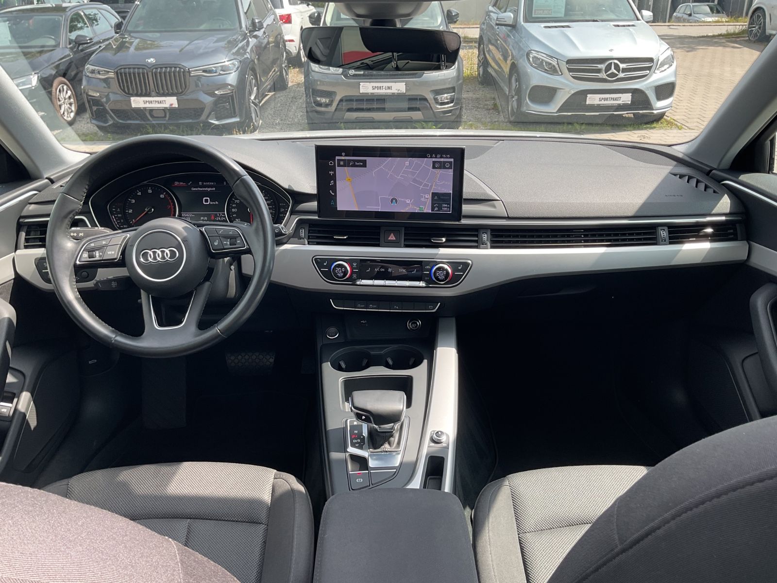 Audi A4 Avant 35 TFSI S-tronic - Samsaru's Car Outlet