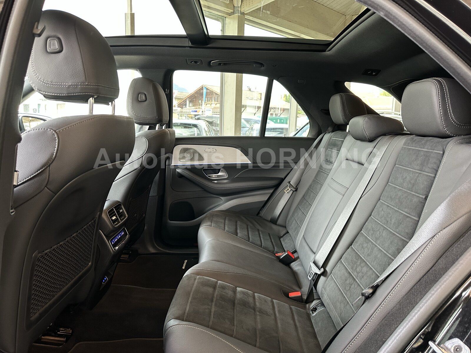Mercedes-Benz GLE 450 d 4MATIC AMG 360° STH DIST PANO AHK BURM