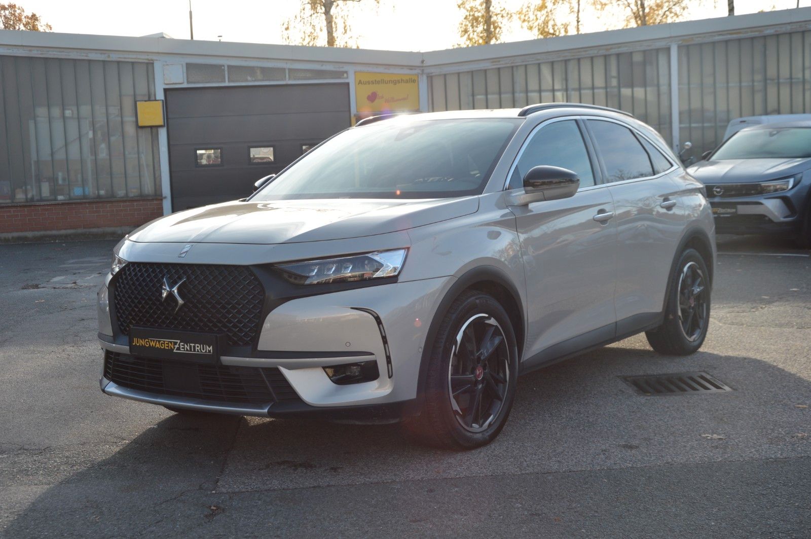 DS Automobiles DS 7 E-Tense 4x4 Perf."PANO"FOCAL"KEYLESS"KAMERA