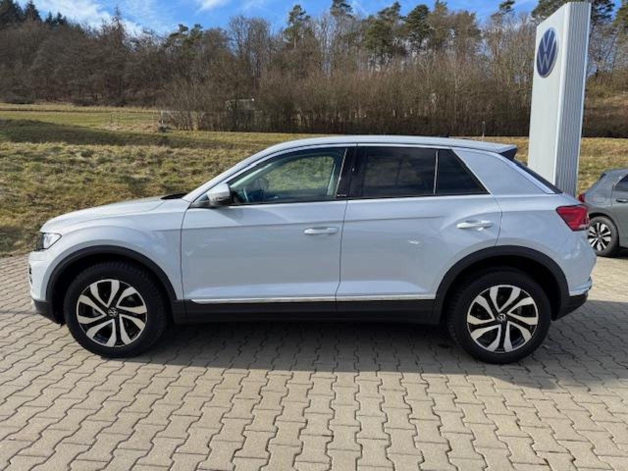 Volkswagen T-Roc Active 1.0 l TSI - Samsaru's Car Outlet