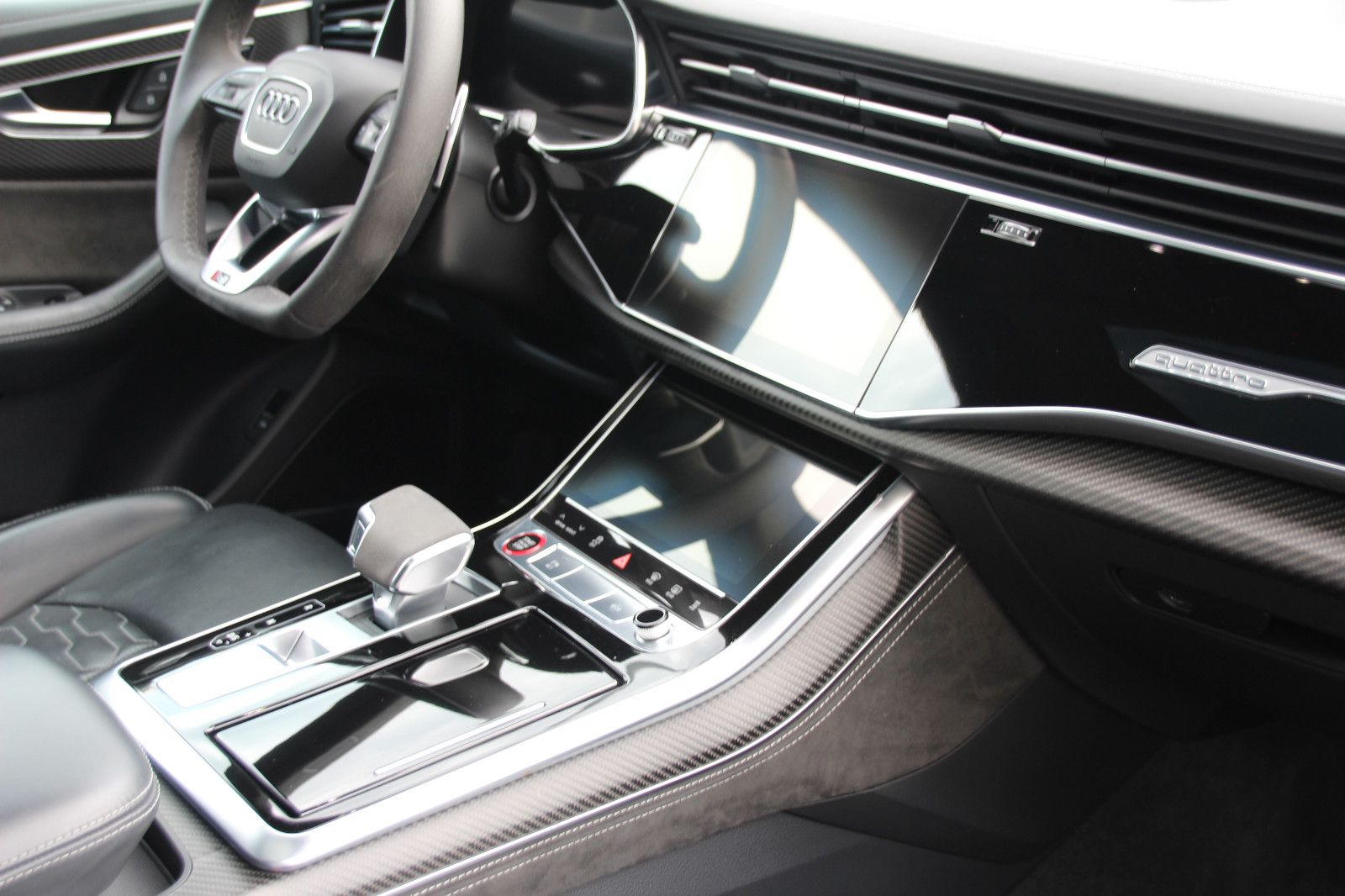 Audi RSQ8 4.0 TFSI quattro AHK RS-Paket RS Abgasanl.