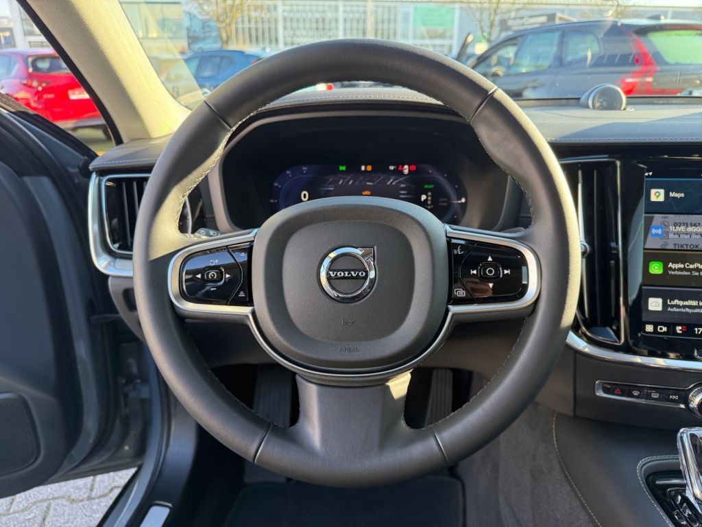 Volvo S60 T8 Recharge AWD Ultimate Dark 360° Bowers &