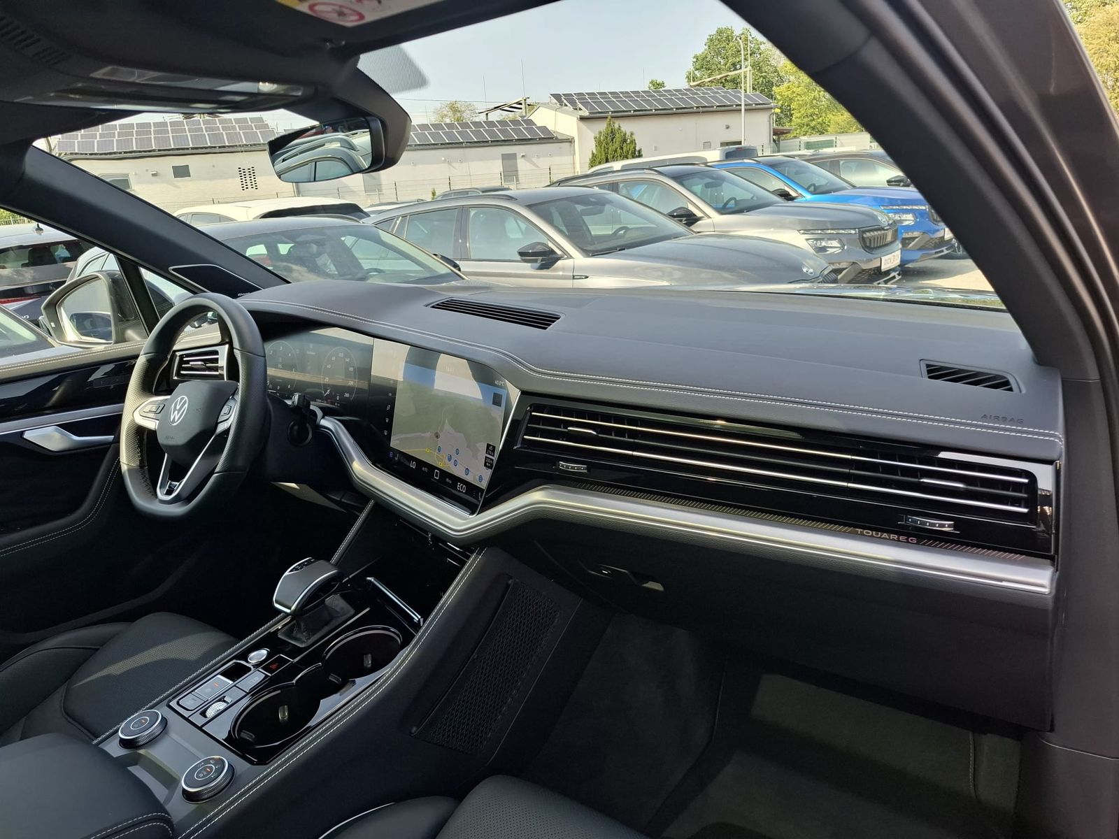 Volkswagen Touareg 3.0TDI 4M R-Line VOLL Black 22" UPE 114T