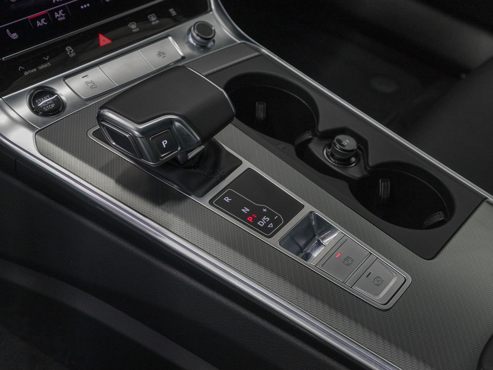 Audi A6 Limousine 45 TFSI Q S LINE - Samsaru's Car Outlet