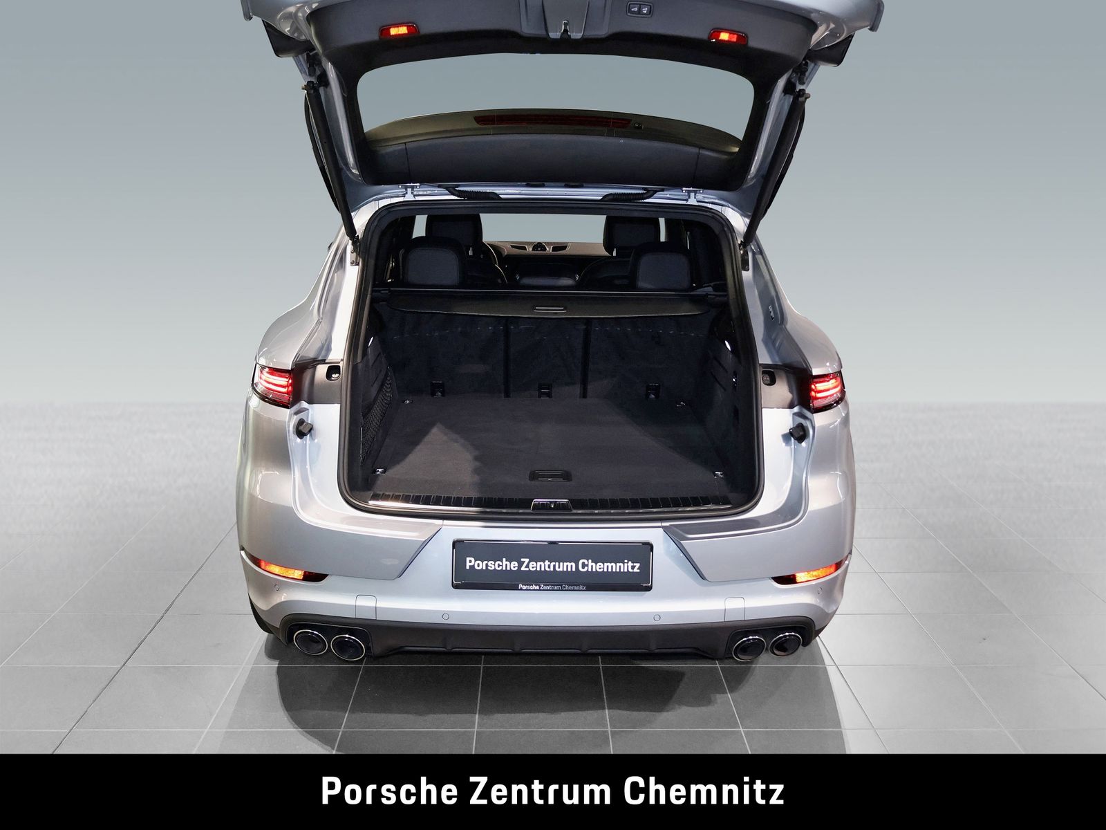 Porsche Cayenne E-Hybrid Luft;Chrono;BOSE;AHZV