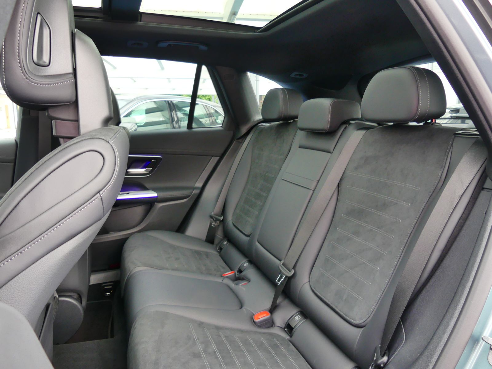 Mercedes-Benz GLC 220d AMG 4M +AHK*Panorama+Distronic+360°Kam+