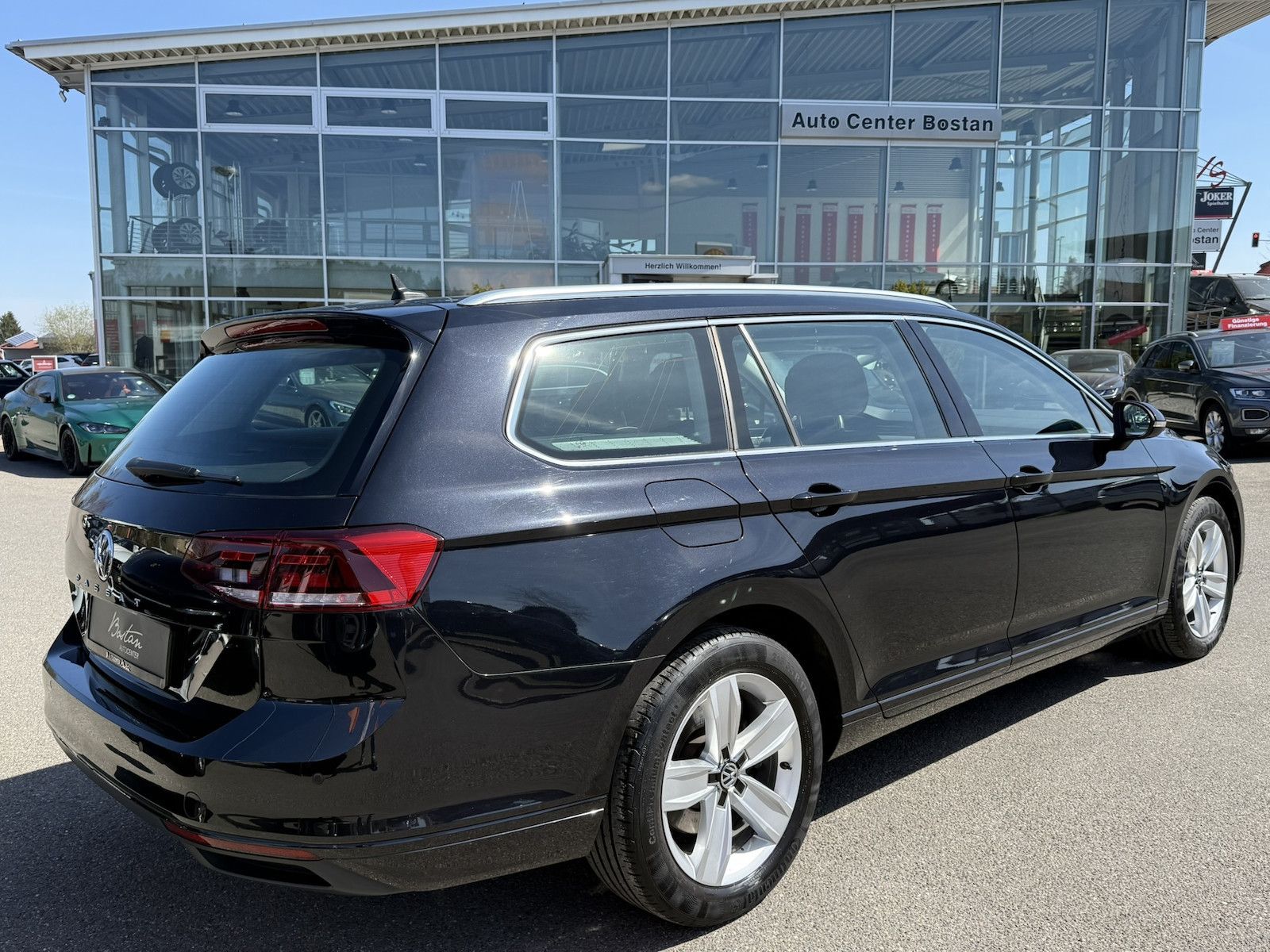 Volkswagen Passat 2.0 TDI BUSINESS - Samsaru's Car Outlet