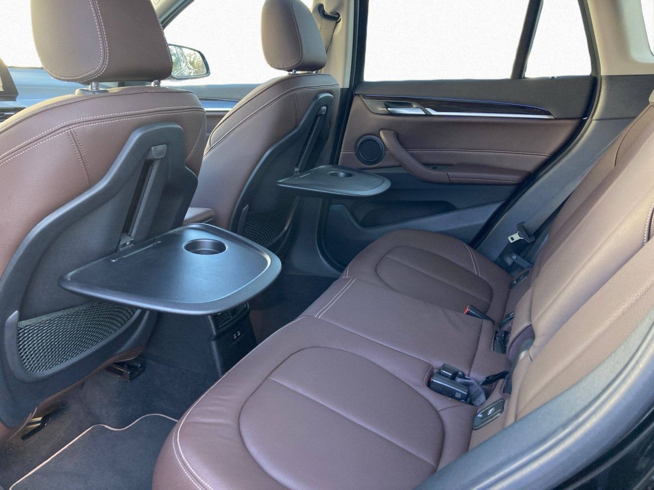 BMW X1 xDrive25i Sport Line - Samsaru's Car Outlet