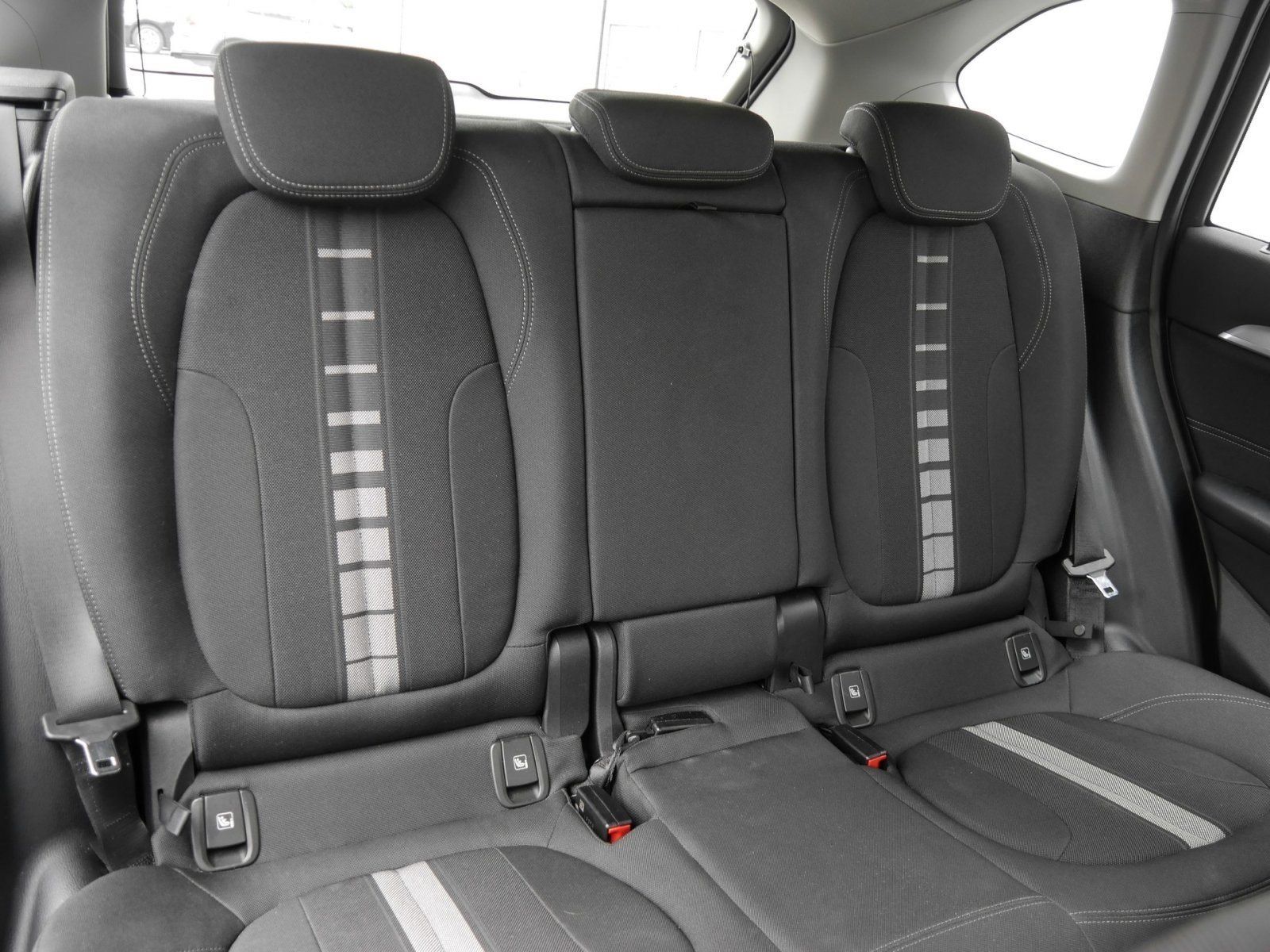 BMW X1 xDrive25e - Samsaru's Car Outlet