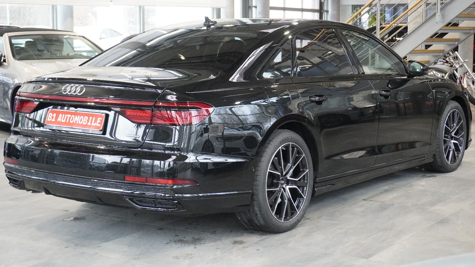 Audi A8 50 quat S-Lin - Samsaru's Car Outlet