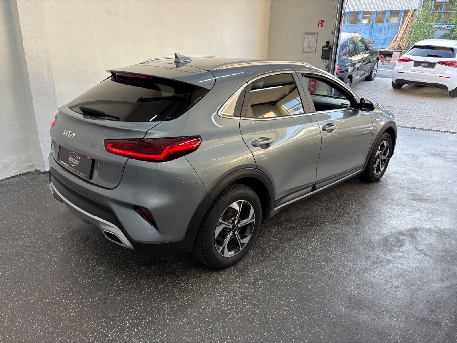 Kia XCeed 1.0 T-GDI Vision - Samsaru's Car Outlet