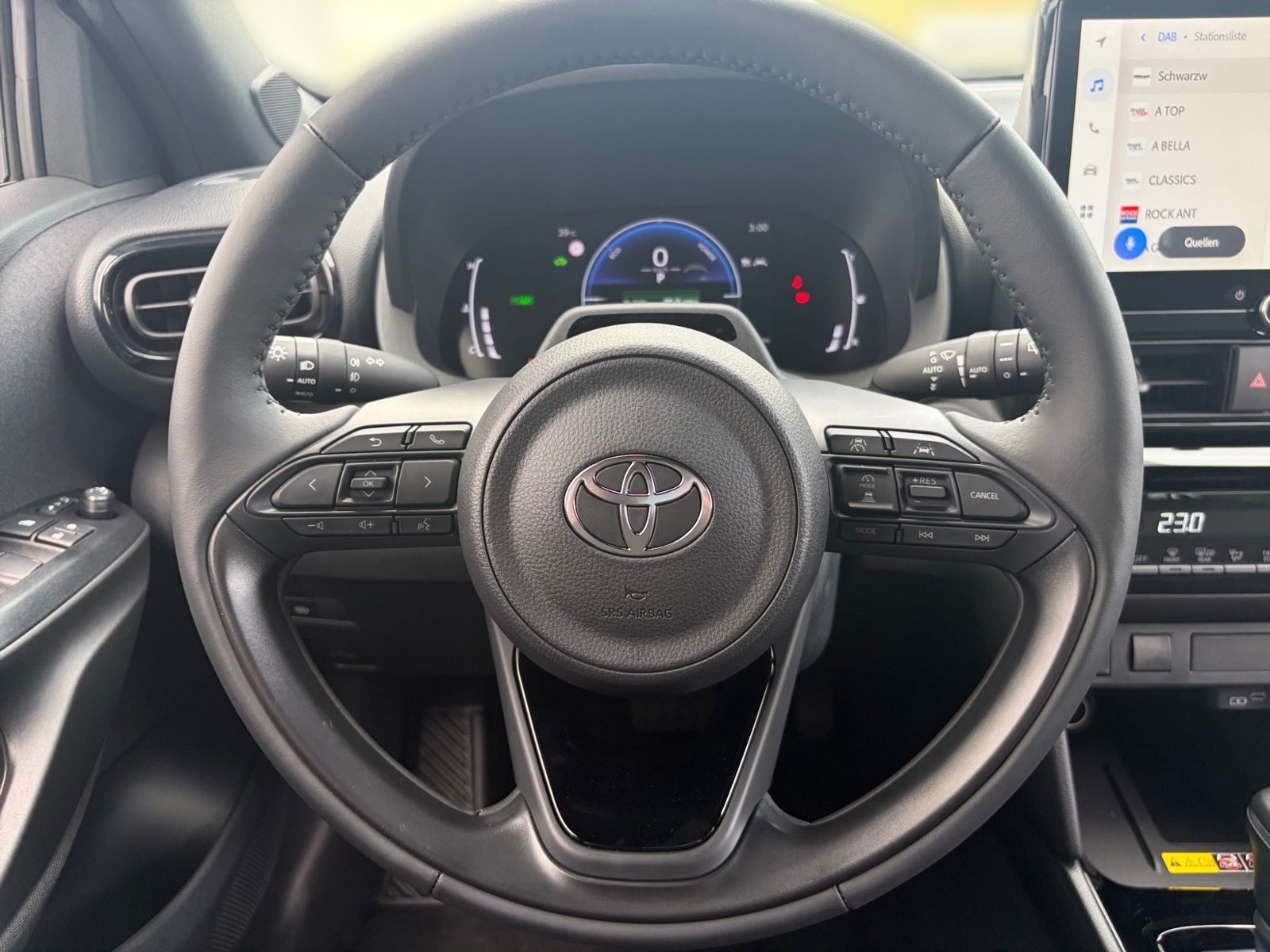 Toyota Yaris Cross 1,5 Hybrid Kamera*LED*ACC*