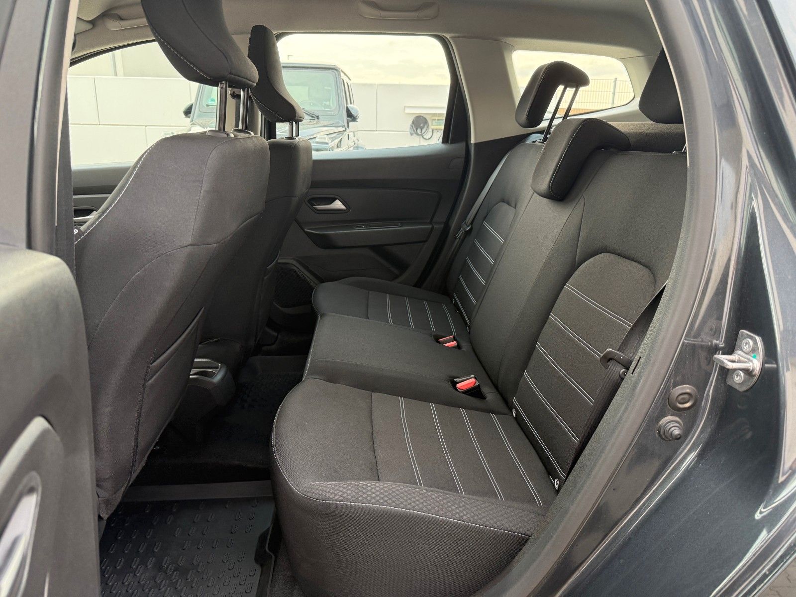 Dacia Duster II Expression 4WD - Samsaru's Car Outlet