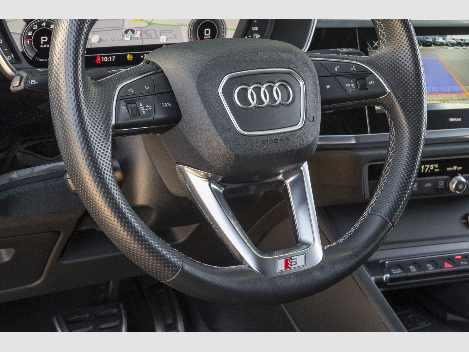 Audi Q3 SB S line 45 TFSI quat. S tronic - Samsaru's Car Outlet