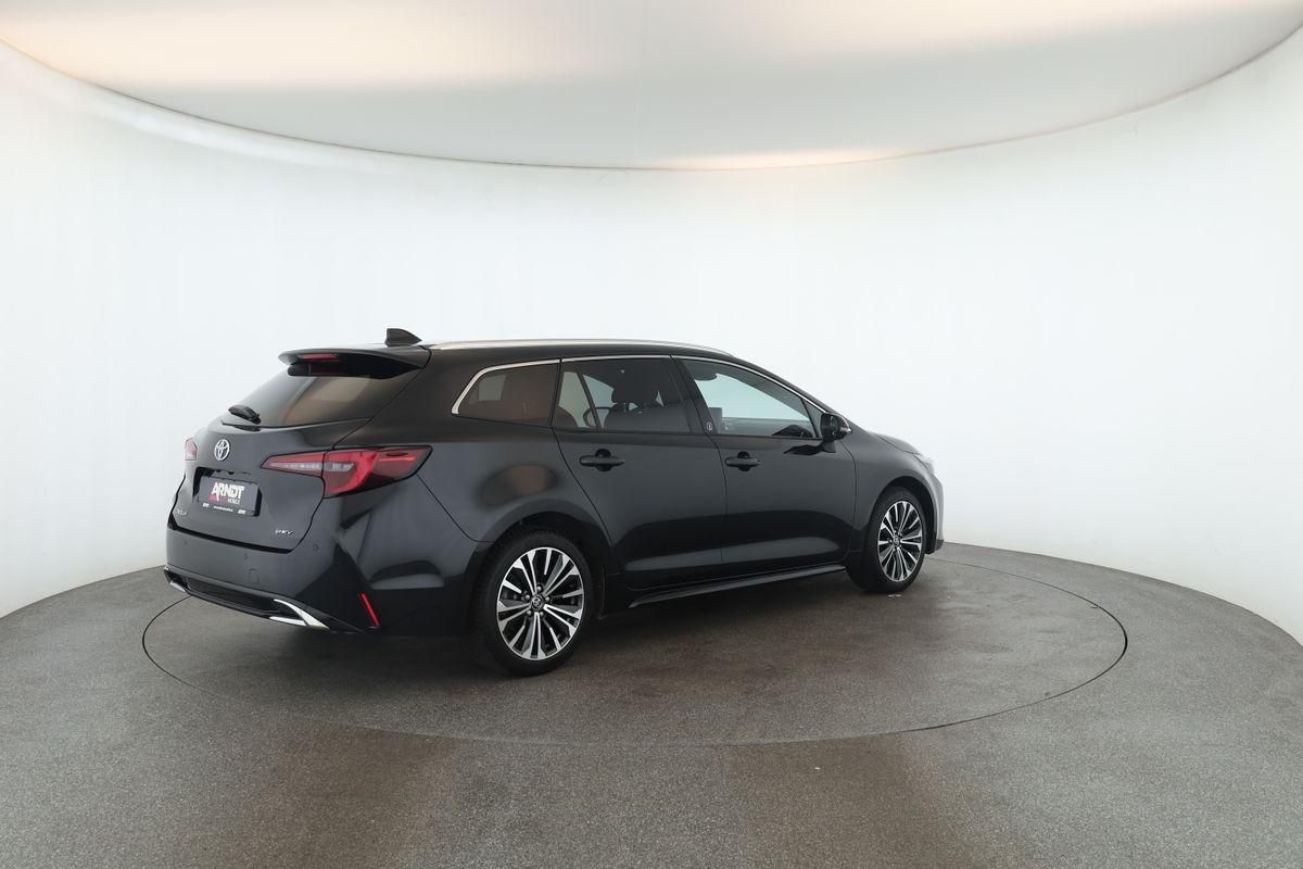 Toyota Corolla Touring Sports 2.0 CVT Team D Navi Kam