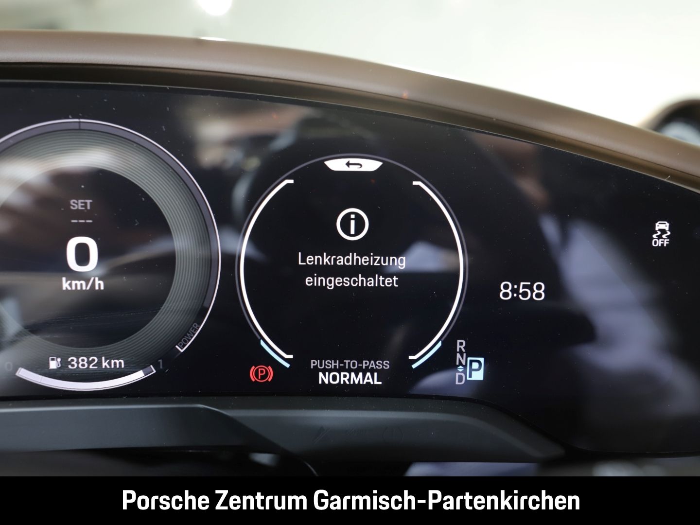 Porsche Taycan GTS Sport Turismo 360 Kamera LenkradHZG