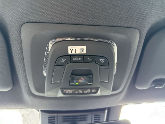 Toyota C-HR Plug-In Hybrid Team Deutschland 2.0 LED - S