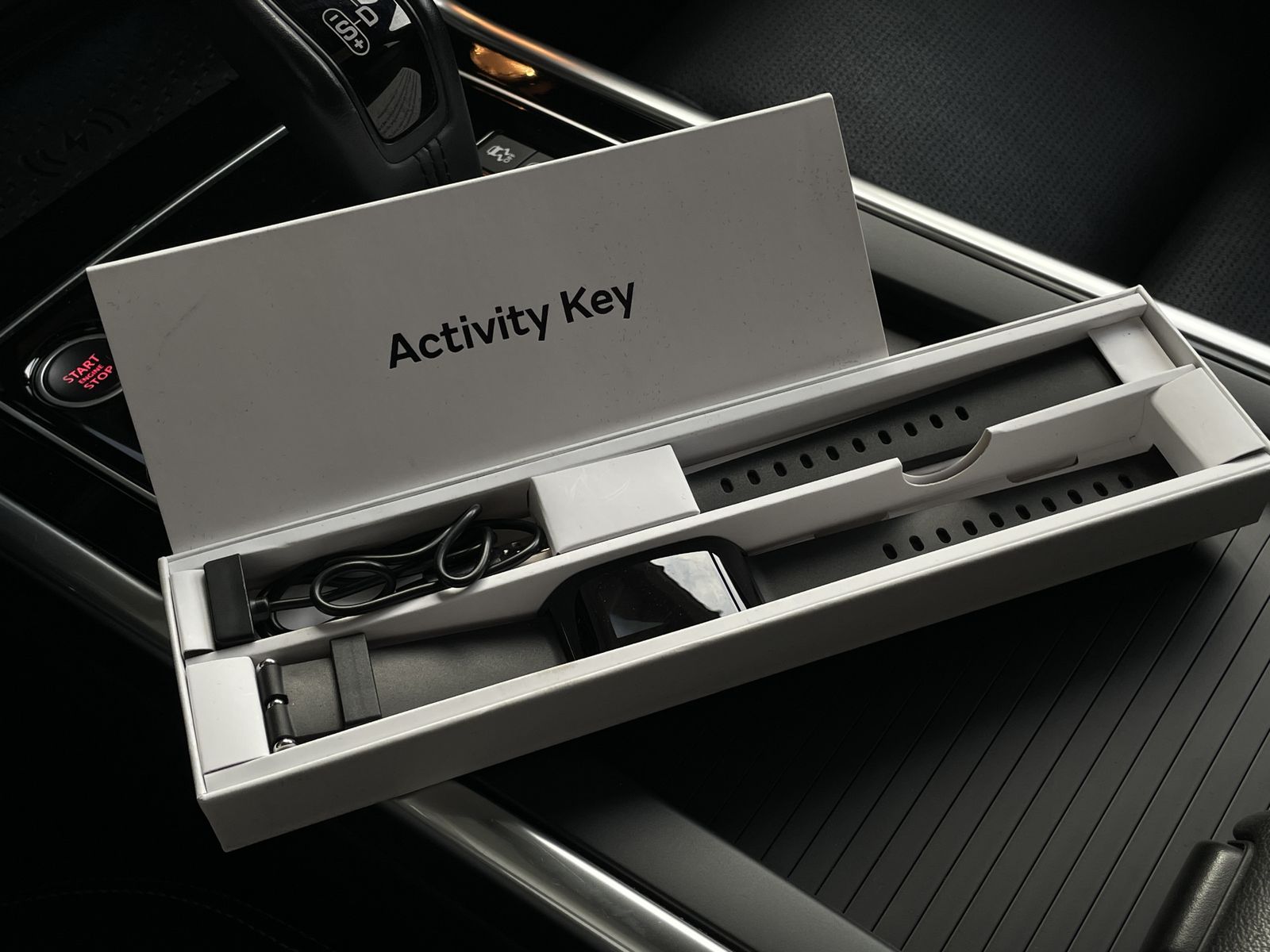 Jaguar XE P300*R-Dynamic*Black AWD*360° KAMERA*PANO*LED