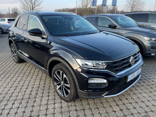Volkswagen T-Roc United 1.5 TSI - Samsaru's Car Outlet