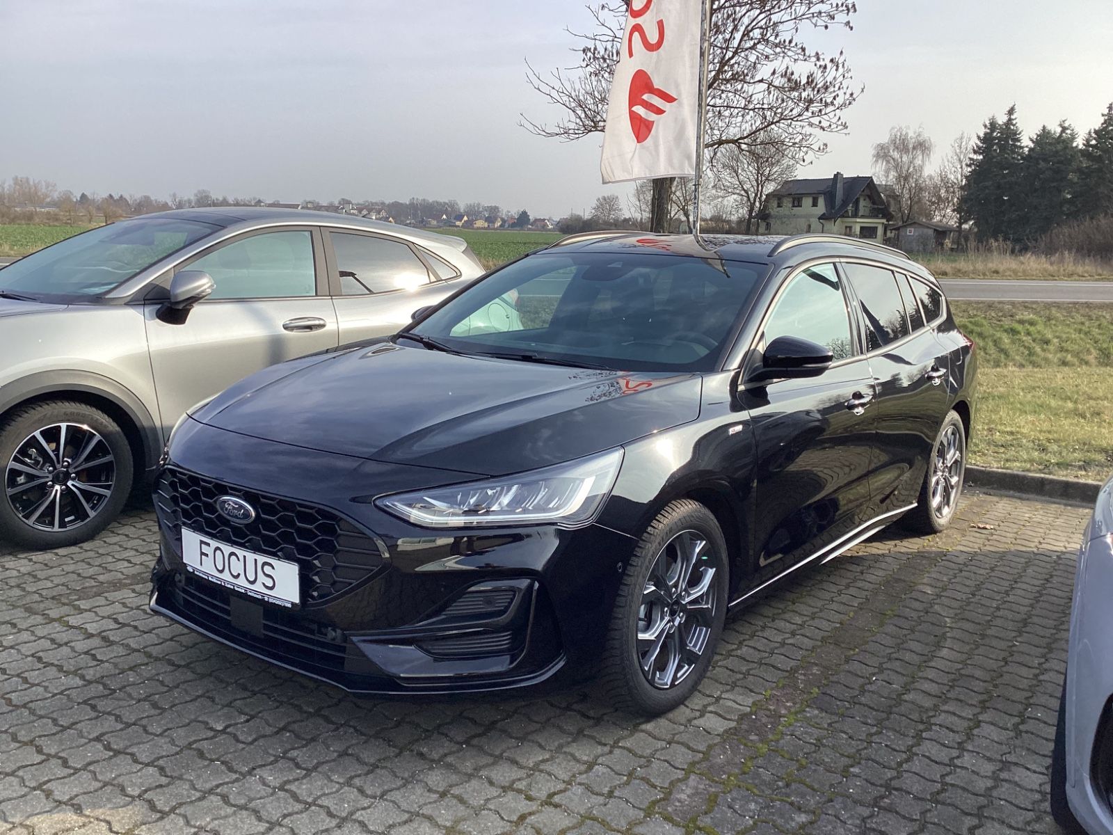 Ford Focus Turnier ST-Line X, AHK, GJR, RFK, LED