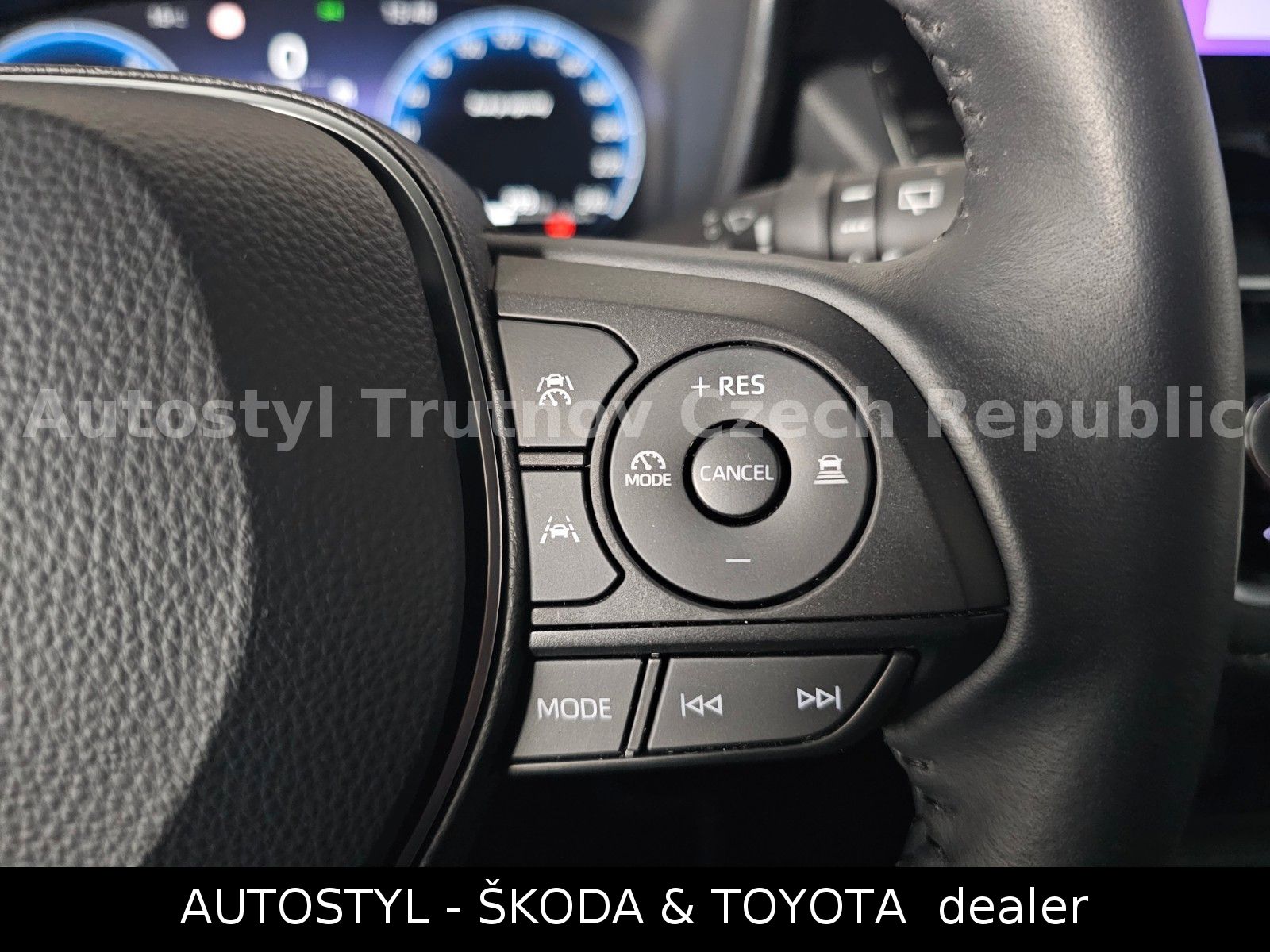 Toyota TS 2.0HEV 184k STYLE