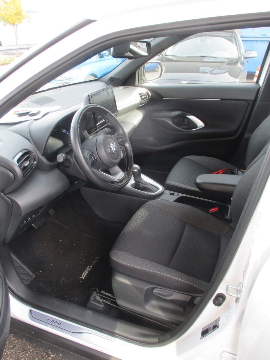 Toyota Yaris Cross Hybrid Team D, Navi, Kamera, SHZ, TW