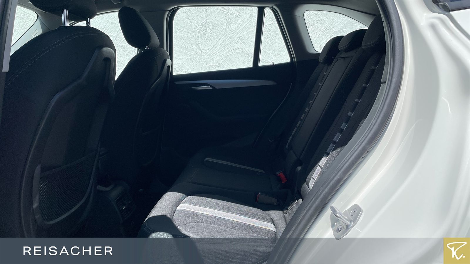 BMW X1 xDrive 25e A Advantage - Samsaru's Car Outlet