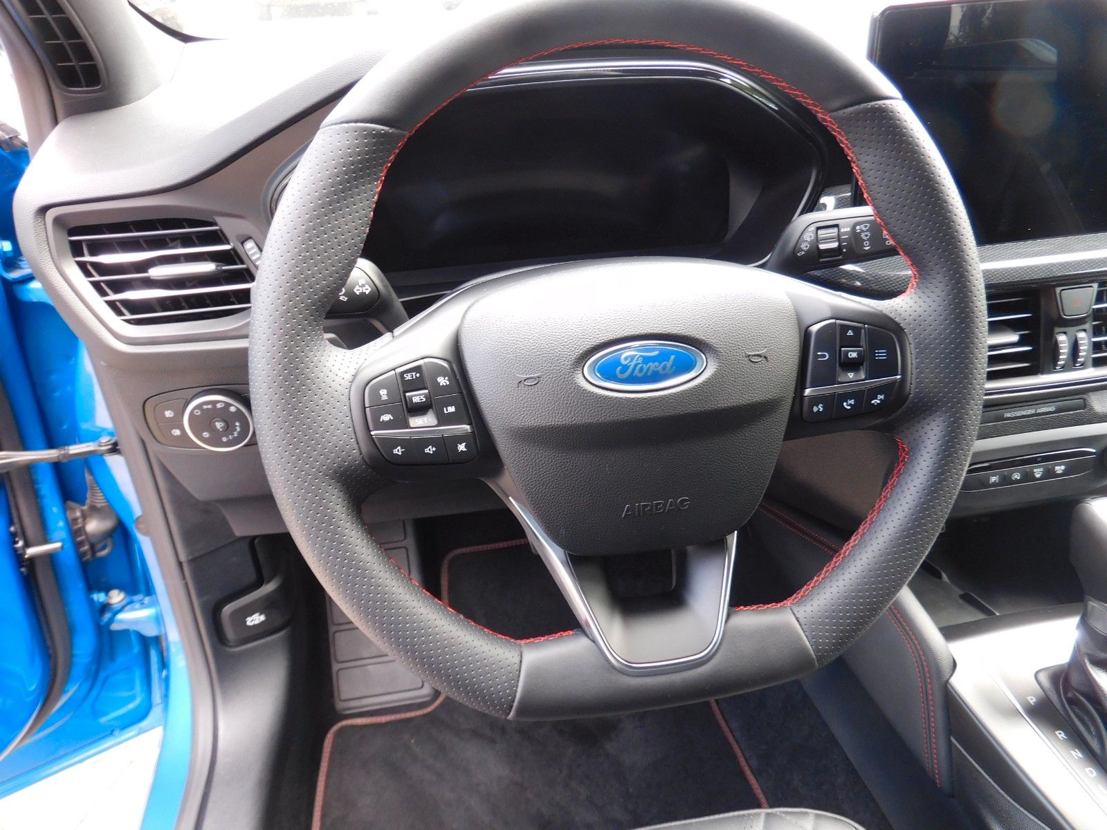 Ford Focus Turnier 1.0 EcoBoost Aut. ST-Line X*4J.GAR