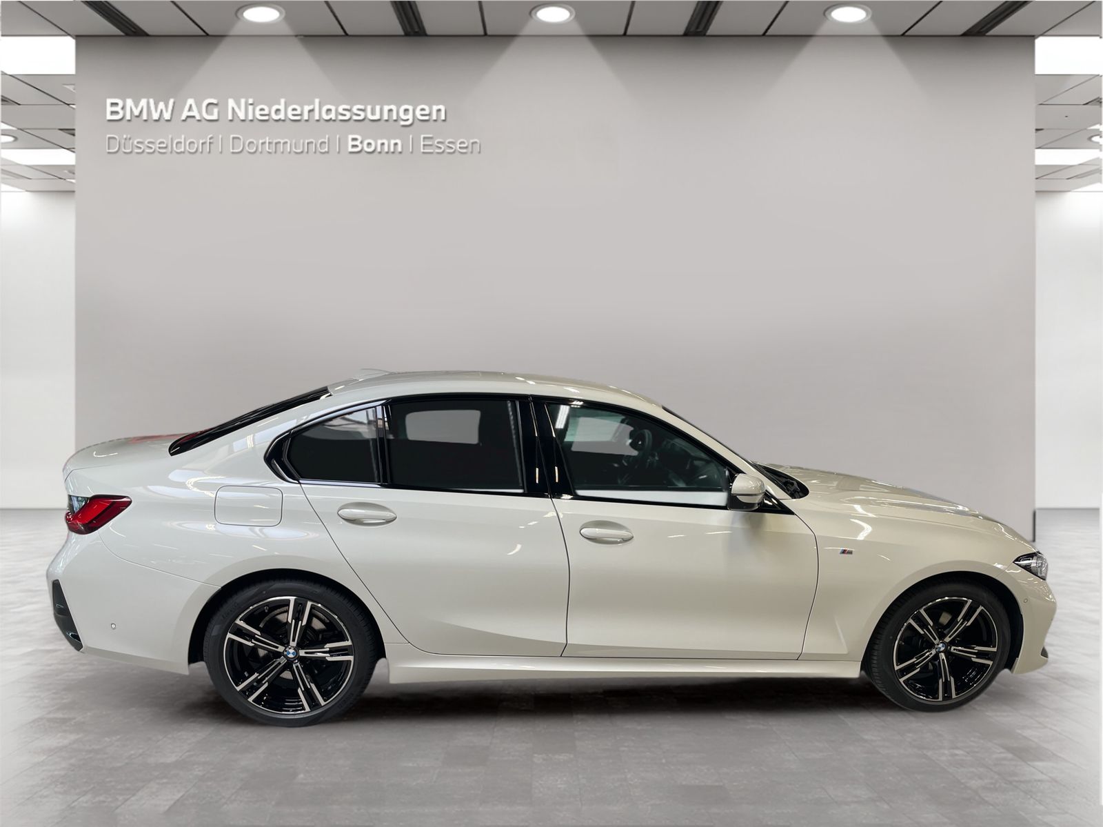 BMW 320i Limousine M Sport AHK LiveCockpitProf HiFi