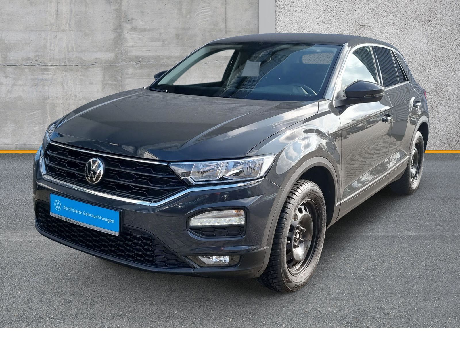 Volkswagen T-Roc 1.0 TSI - Samsaru's Car Outlet