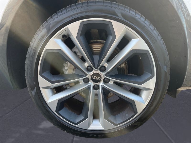 Audi Q5 Sportback 45 TFSI quattro S-line - Samsaru's Car Outlet
