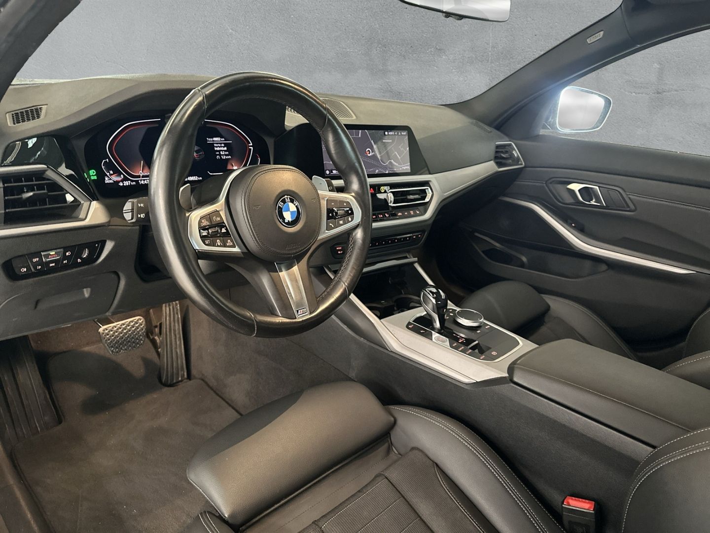 BMW 320 d - Samsaru's Car Outlet