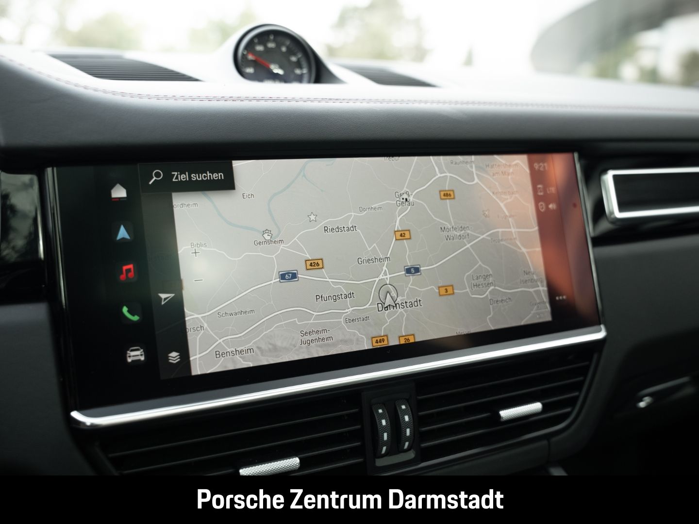 Porsche Cayenne GTS Coupe Head-Up Display LED-Matrix