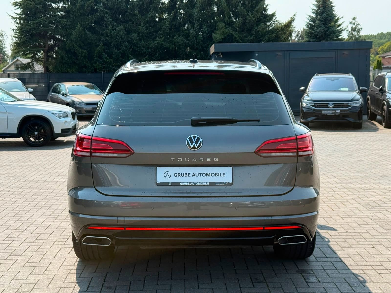 Volkswagen Touareg R-Line 4M MATRIX*LEDER*AHK*LUFT*360°