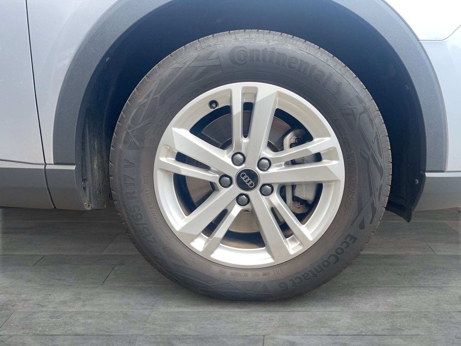 Audi Q3 40 TFSI Q - Samsaru's Car Outlet