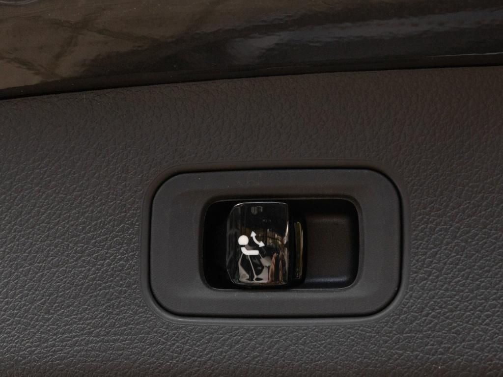 Mercedes-Benz GLC 300 d 4M AMG/Digital/Pano/AHK/360/Night/20''